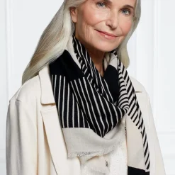 Albers Tents Unisex Wool Scarf*The Met Store Cheap