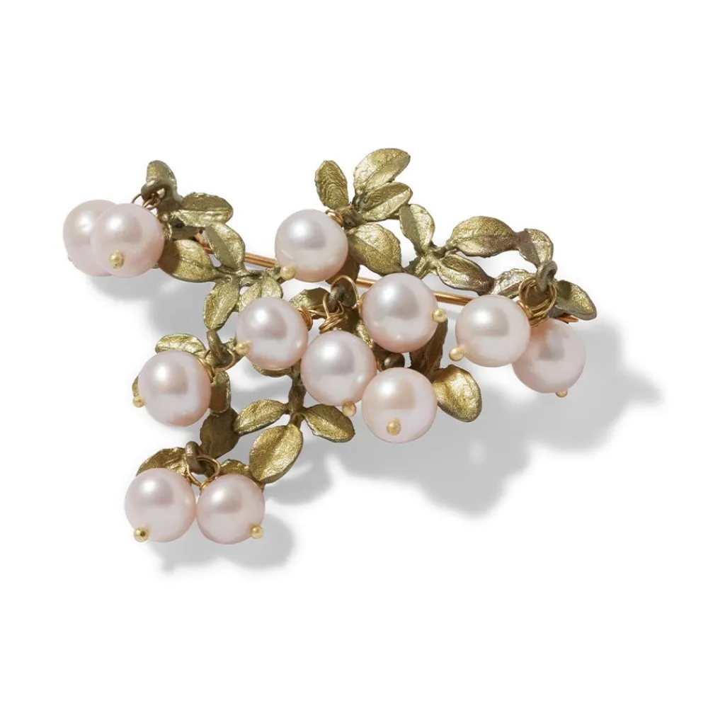Blushing Berries Brooch*The Met Store Fashion
