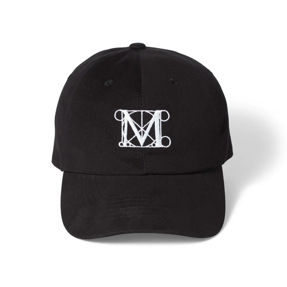 Renaissance "M" Cap*The Met Store Best